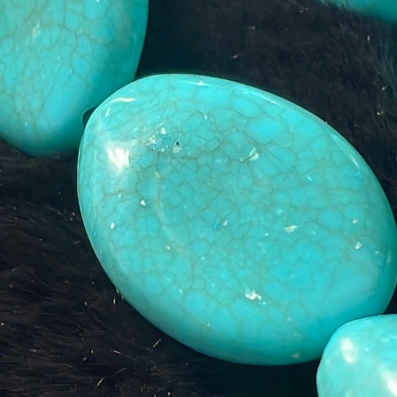 Chunky Faux Turquoise Two Strand Beaded Necklace w/ Light Vein Effect - Picture 4 of 6